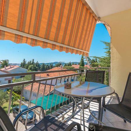 Stunning Apartment In Sveti Filip I Jakov Eksteriør billede