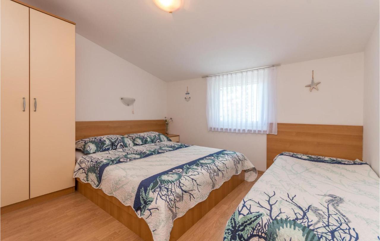 Stunning Apartment In Sveti Filip I Jakov Eksteriør billede