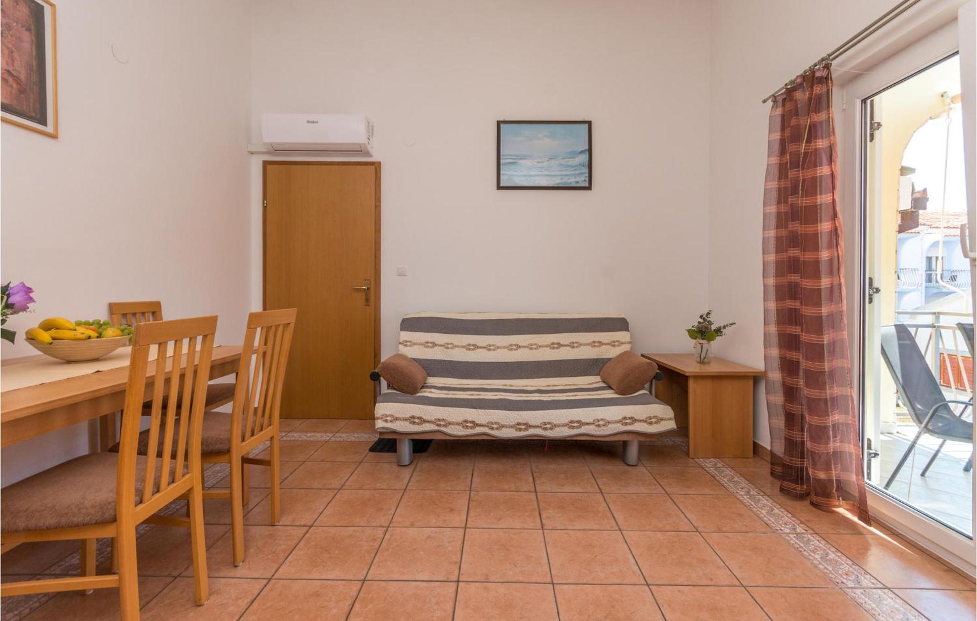 Stunning Apartment In Sveti Filip I Jakov Eksteriør billede